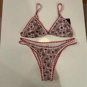 Bikinx NWT Floral Red and White Bikini Set with Double Strap Bottoms Size Large